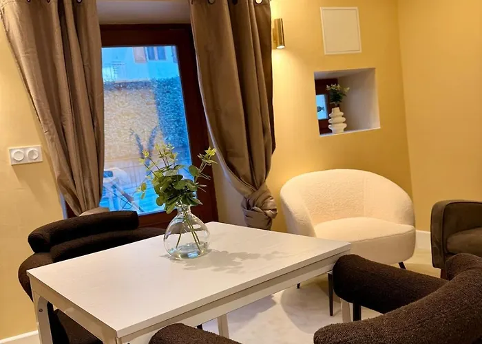 Appartement La Pierre Dorée - Popular, Elegant, Fully Equipped Albertville